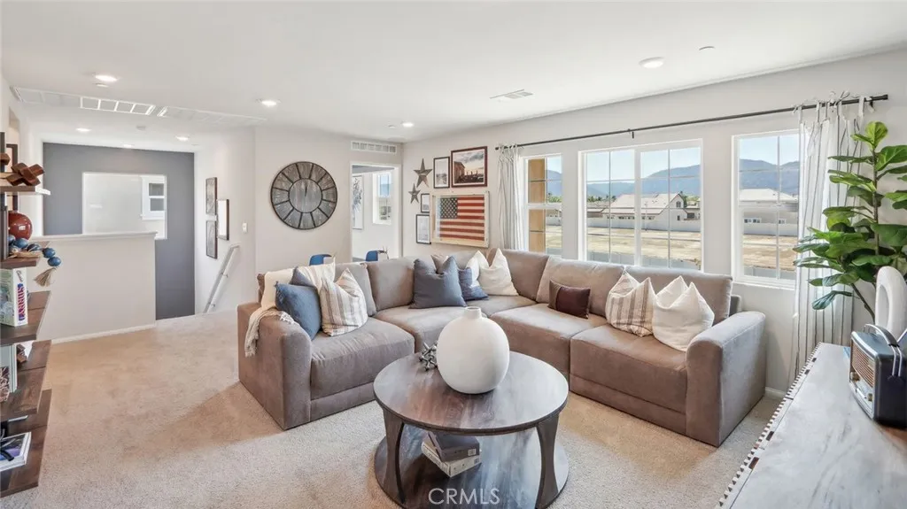 23304 Copa De Oro Court, Wildomar, California 92595 home-pic-9